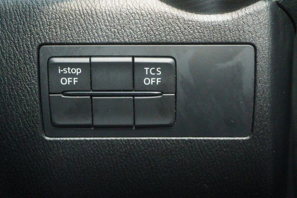 MAZDA CX-3 2.0 BASE PLUS ปี2021 จด2022 (2ขร3226) - Image 25