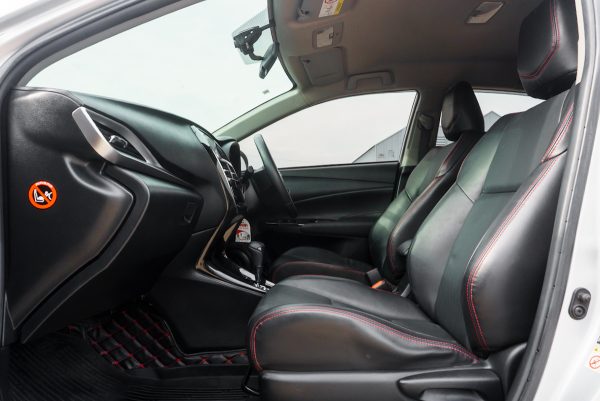 TOYOTA YARIS ATIV 1.2 S+ ปี2019 (กพ2764) - Image 14