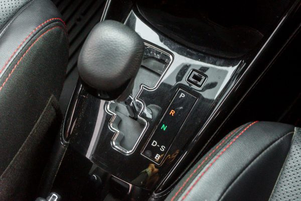 TOYOTA YARIS ATIV 1.2 S+ ปี2019 (กพ2764) - Image 21