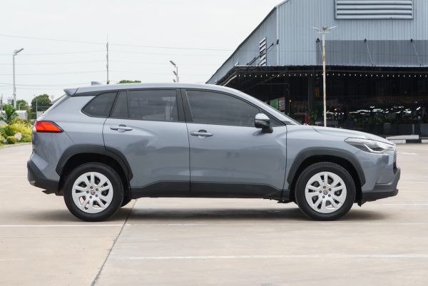 TOYOTA COROLLA CROSS 1.8 SPORTS ปี2021 (2ขด1017) - Image 6