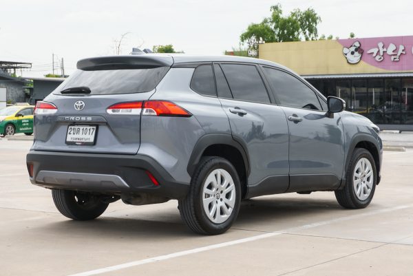 TOYOTA COROLLA CROSS 1.8 SPORTS ปี2021 (2ขด1017) - Image 7