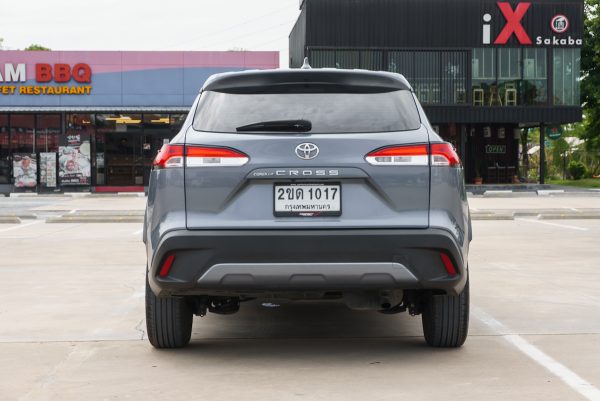 TOYOTA COROLLA CROSS 1.8 SPORTS ปี2021 (2ขด1017) - Image 8