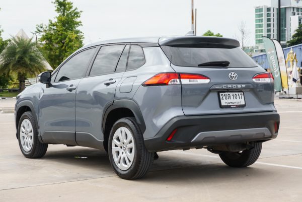 TOYOTA COROLLA CROSS 1.8 SPORTS ปี2021 (2ขด1017) - Image 9