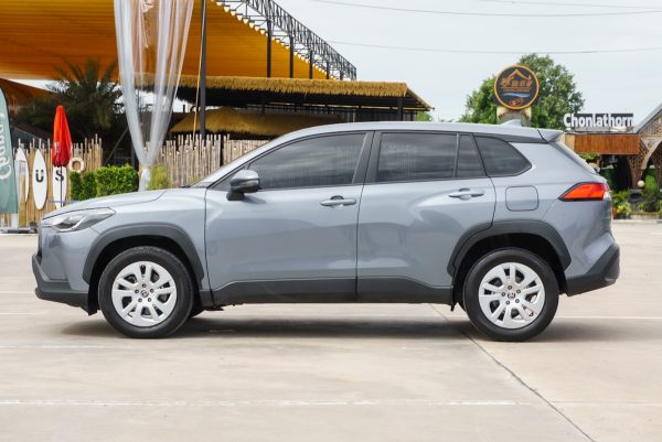 TOYOTA COROLLA CROSS 1.8 SPORTS ปี2021 (2ขด1017) - Image 10