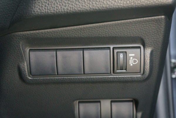TOYOTA COROLLA CROSS 1.8 SPORTS ปี2021 (2ขด1017) - Image 24