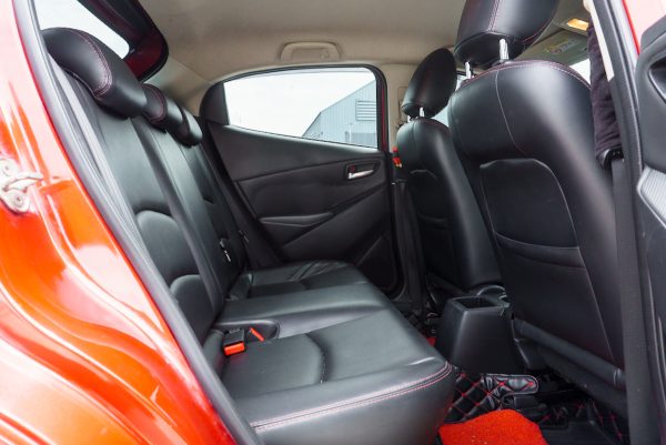 MAZDA 2 1.3 SPORT HIGH CONNECT AT ปี 2016 (2ขฒ6485) - Image 12