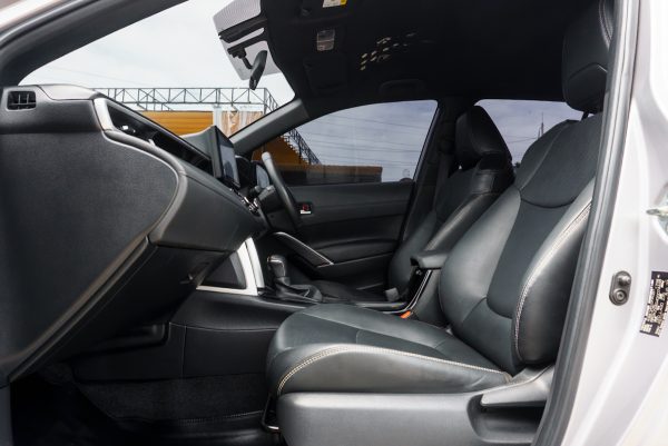 TOYOTA COROLLA CROSS 1.8 HYBRID PREMIUM ปี2023 (ขต7804) - Image 15