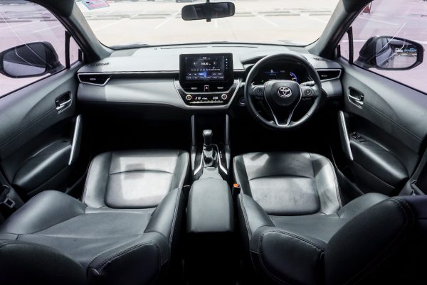 TOYOTA COROLLA CROSS 1.8 HYBRID PREMIUM ปี2023 (ขต7804) - Image 16