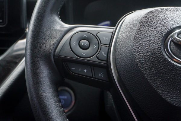 TOYOTA COROLLA CROSS 1.8 HYBRID PREMIUM ปี2023 (ขต7804) - Image 18