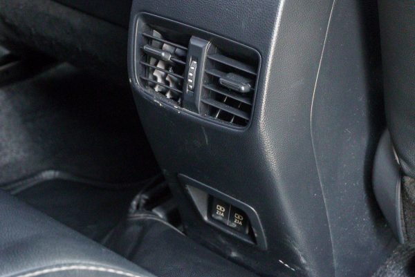 TOYOTA COROLLA CROSS 1.8 HYBRID PREMIUM ปี2023 (ขต7804) - Image 27