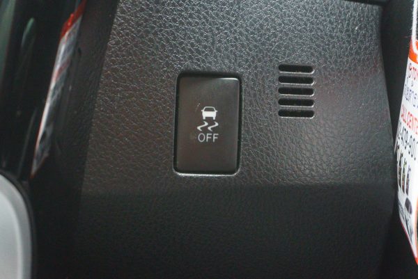TOYOTA ALTIS 1.8 ESPORT OPTION ปี2019 (9กง1430) - Image 21