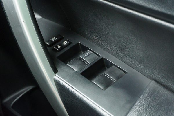 TOYOTA ALTIS 1.8 ESPORT OPTION ปี2019 (9กง1430) - Image 30