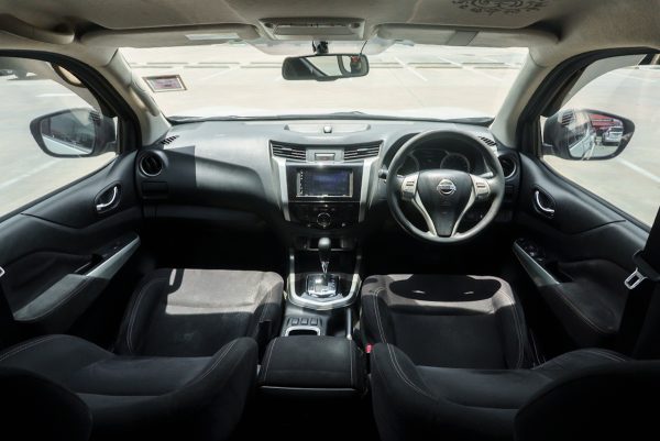 NISSAN NAVARA NP 300 2.5 V AT ปี 2015 (7กฮ1473) - Image 15