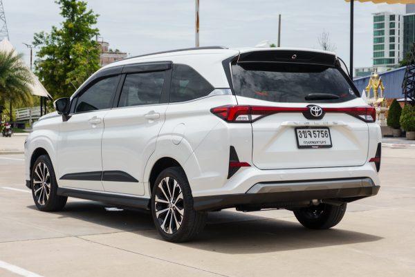 TOYOTA VELOZ 1.5 PREMIUM ปี2022 - Image 9