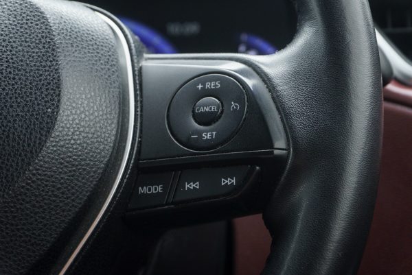 TOYOTA COROLLA CROSS 1.8 HYBRID PREMIUM ปี2023 (4ขณ7905) - Image 19
