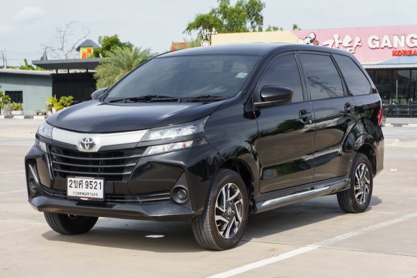 TOYOTA AVANZA 1.5 E AT ปี2021 จด2022 (2ขศ9521) - Image 3