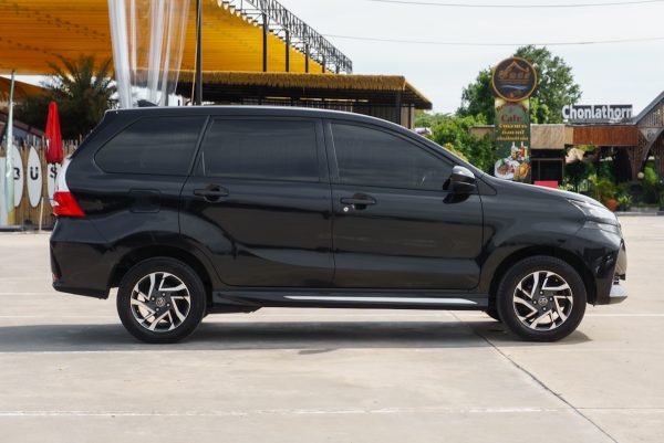 TOYOTA AVANZA 1.5 E AT ปี2021 จด2022 (2ขศ9521) - Image 6