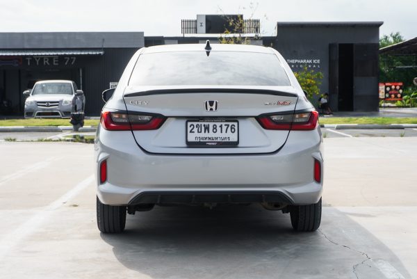 HONDA CITY 1.5 E:HEV RS ปี2022 (2ขพ8176) - Image 8