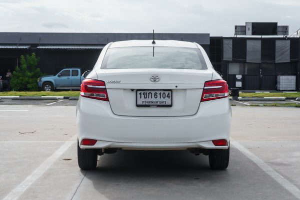 TOYOTA VIOS 1.5 MID AT ปี 2020 (1ขก6104) - Image 8