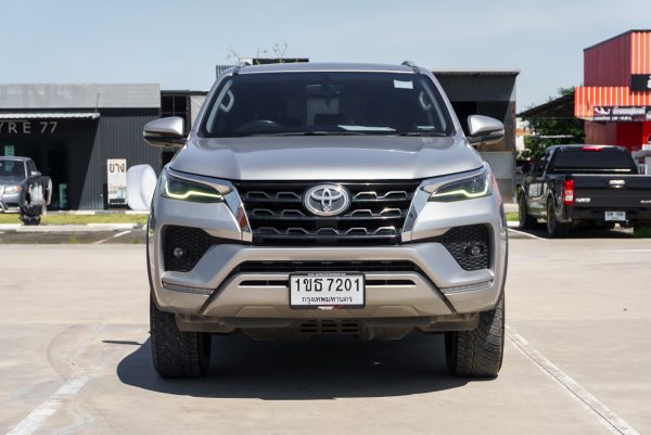TOYOTA FORTUNER 2.4 V AT ปี 2020 (1ขธ7201) - Image 4