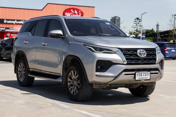 TOYOTA FORTUNER 2.4 V AT ปี 2020 (1ขธ7201) - Image 5