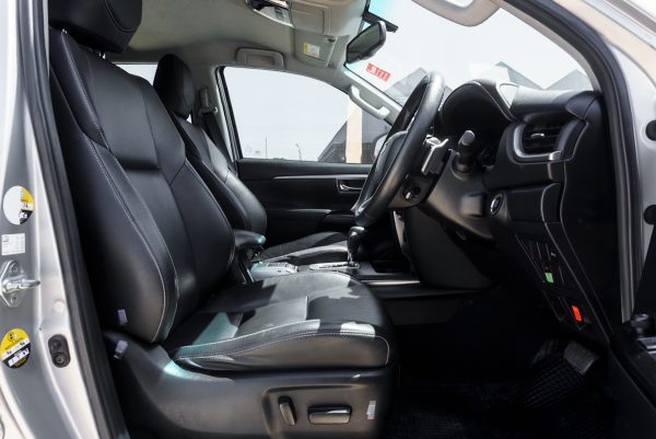 TOYOTA FORTUNER 2.4 V AT ปี 2020 (1ขธ7201) - Image 11