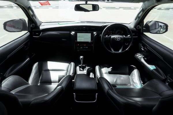 TOYOTA FORTUNER 2.4 V AT ปี 2020 (1ขธ7201) - Image 17