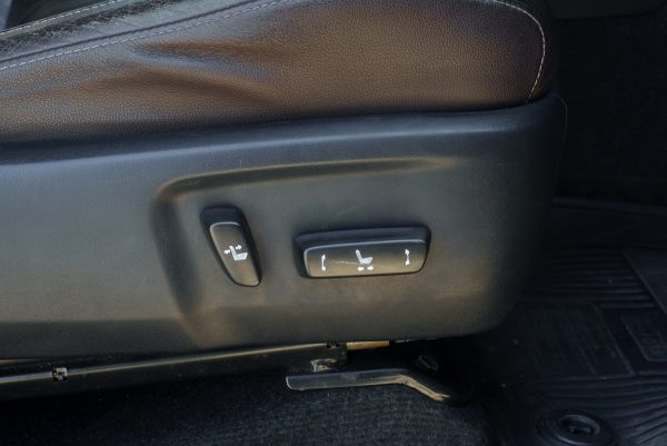 TOYOTA FORTUNER 2.4 V AT ปี 2019 (8กต3022) - Image 11