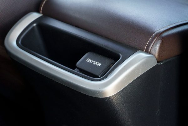 TOYOTA FORTUNER 2.4 V AT ปี 2019 (8กต3022) - Image 33