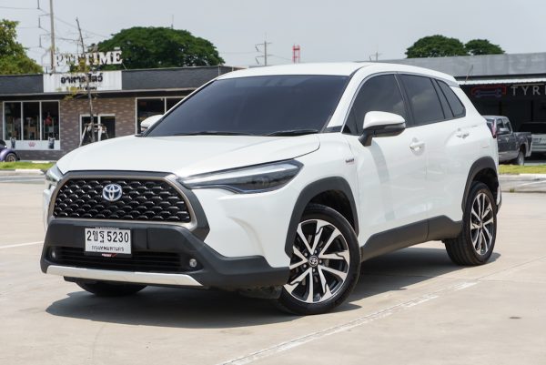 TOYOTA COROLLA CROSS 1.8 HYBRID PREMIUM ปี2021 (2ขฐ5230) - Image 2