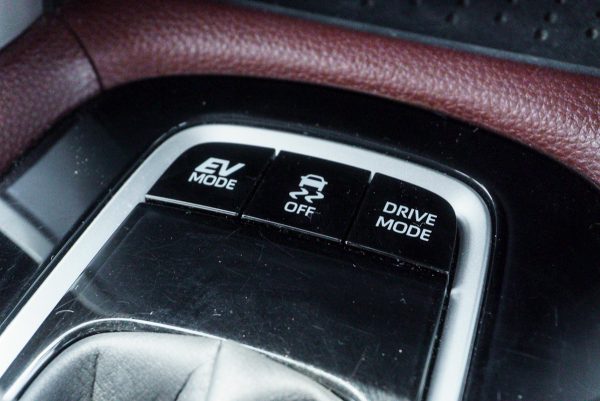 TOYOTA COROLLA CROSS 1.8 HYBRID PREMIUM ปี2021 (2ขฐ5230) - Image 23