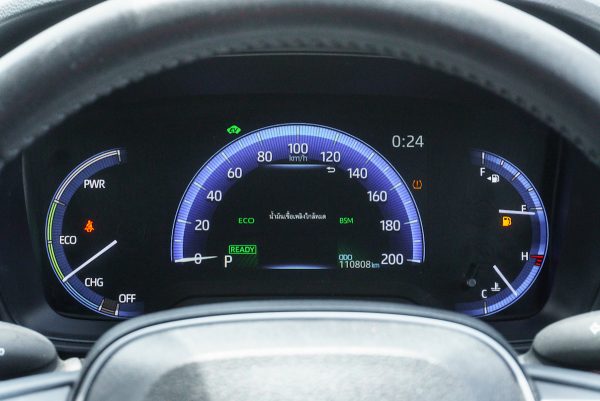 TOYOTA COROLLA CROSS 1.8 HYBRID PREMIUM ปี2021 (2ขฐ5230) - Image 31