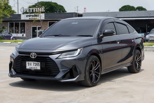 TOYOTA YARIS ATIV 1.2 PREMIUM LUXURY ปี2022 (ขง7265) - Image 3