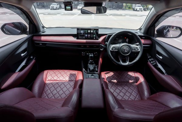 TOYOTA YARIS ATIV 1.2 PREMIUM LUXURY ปี2022 (ขง7265) - Image 15