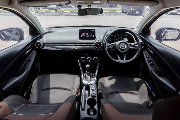MAZDA 2 1.3 C ปี2022 จด2023 (4ขฒ9435) - Image 15