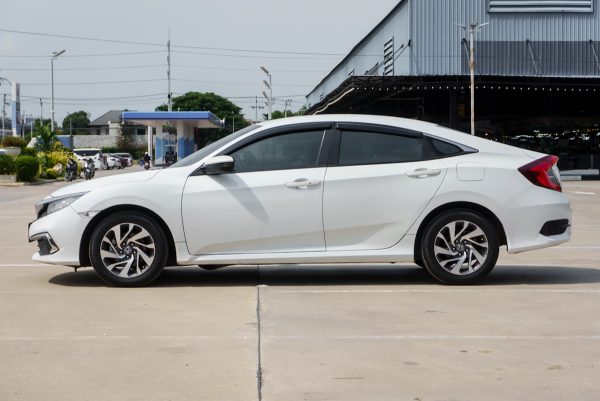 HONDA CIVIC 1.8 E ปี2021 (2ขฌ6477) - Image 10