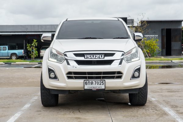 ISUZU D-MAX CAB4 1.9 Z PRETIGE AT ปี2017 (6กด7025) - Image 4