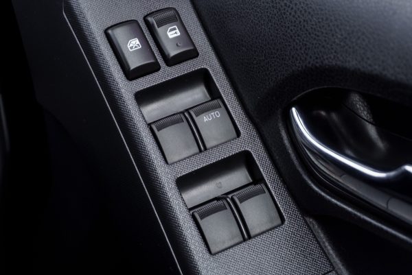 ISUZU D-MAX CAB4 1.9 Z PRETIGE AT ปี2017 (6กด7025) - Image 24
