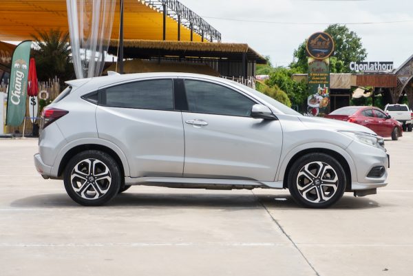 HONDA HR-V 1.8 EL ปี2021 (2ขฉ3531) - Image 6