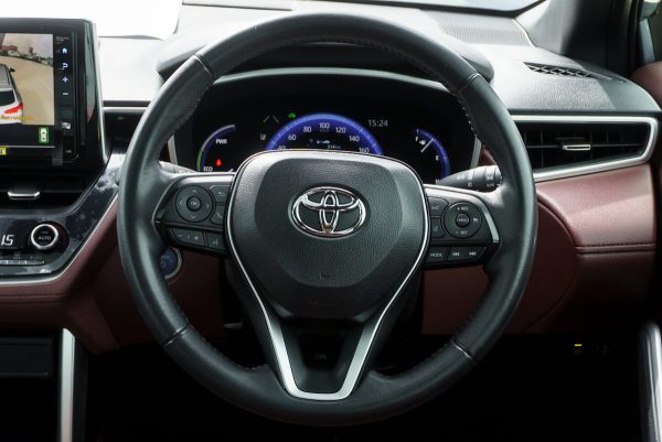 TOYOTA COROLLA CROSS 1.8 HYBRID PREMIUM SAFETY ปี2021 (2ขช1027) - Image 17
