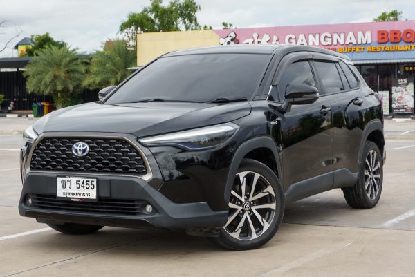 TOYOTA COROLLA CROSS 1.8 HYBRID PREMIUM ปี2021 (ขว5455) - Image 2