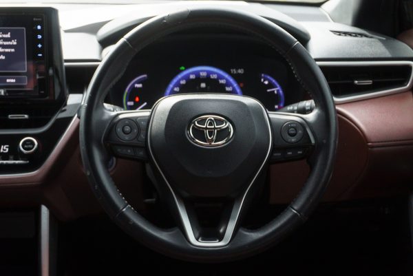 TOYOTA COROLLA CROSS 1.8 HYBRID PREMIUM ปี2020 (1ขษ5154) - Image 17