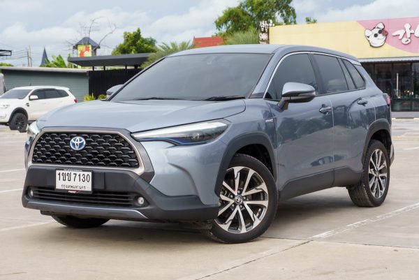 TOYOTA COROLLA CROSS 1.8 HYBRID PREMIUM ปี2020 (1ขข7130) - Image 2
