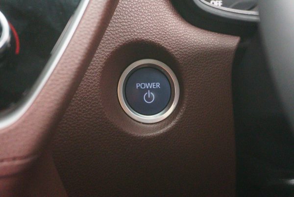 TOYOTA COROLLA CROSS 1.8 HYBRID PREMIUM ปี2020 (1ขข7130) - Image 24