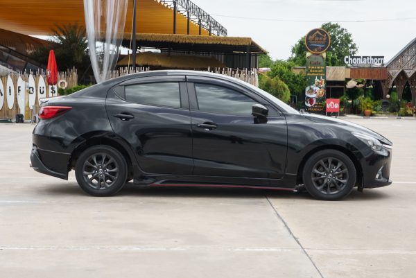 MAZDA 2 1.3 HIGH CONNECT ปี2019 (9กจ1301) - Image 6