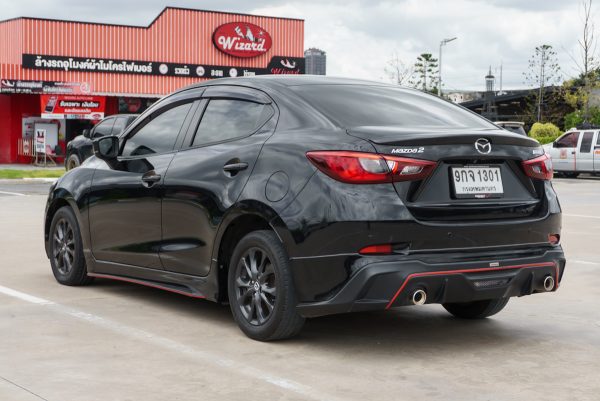 MAZDA 2 1.3 HIGH CONNECT ปี2019 (9กจ1301) - Image 9