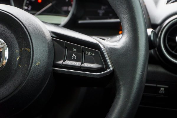 MAZDA 2 1.3 HIGH CONNECT ปี2019 (9กจ1301) - Image 18