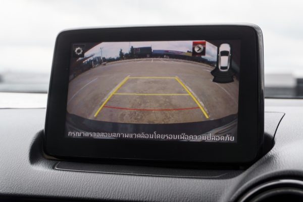MAZDA 2 1.3 HIGH CONNECT ปี2019 (9กจ1301) - Image 19