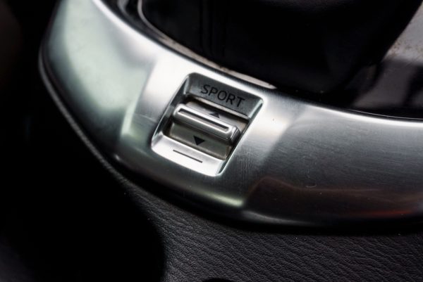 MAZDA 2 1.3 HIGH CONNECT ปี2019 (9กจ1301) - Image 24