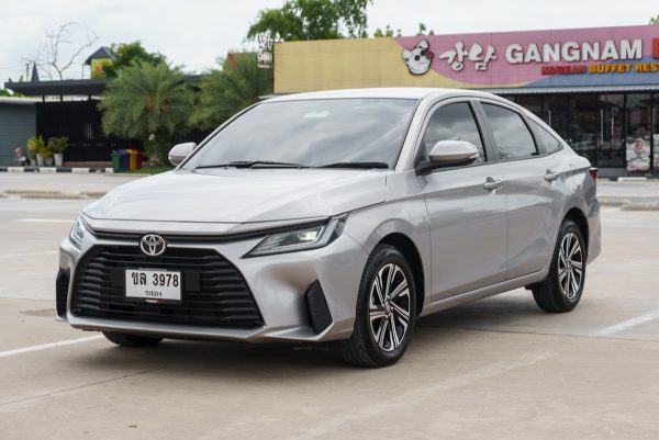 TOYOTA YARIS ATIV 1.2 SMART ปี2023 จด2024 (ขล3978) - Image 3